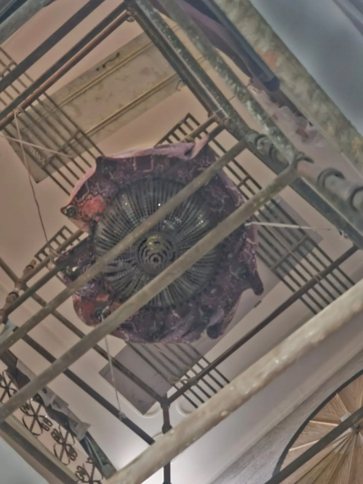 Italian imported chandelier cleaning and polishing service